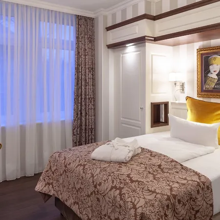 Europa Hotell 4*